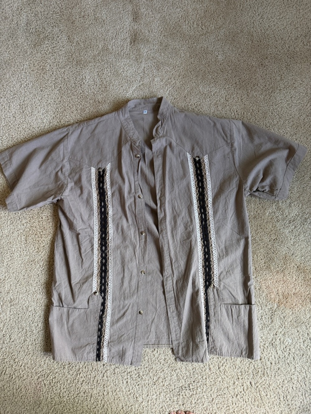 Casual Short-Sleeve Shirt Jacket in Taupe with Trim